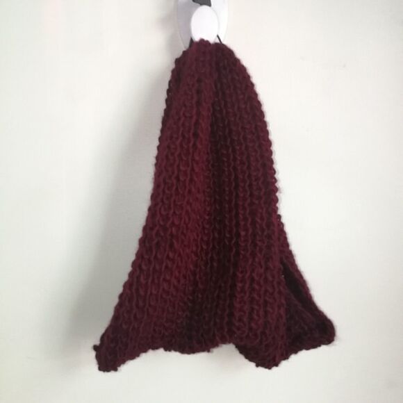 Lot of 2 Pink & Burgundy Chunky Knit Infinity Scarves NWT - Picture 3 of 9